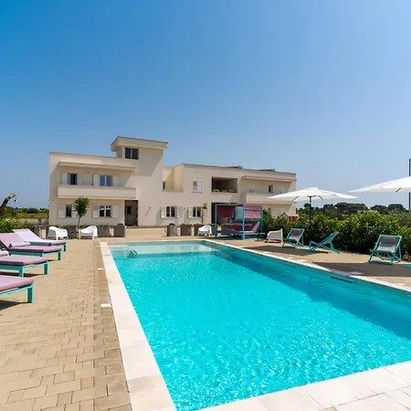 Lägenhet Le Scuderie 10 *