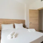 Apartamento Le Scuderie 10 *