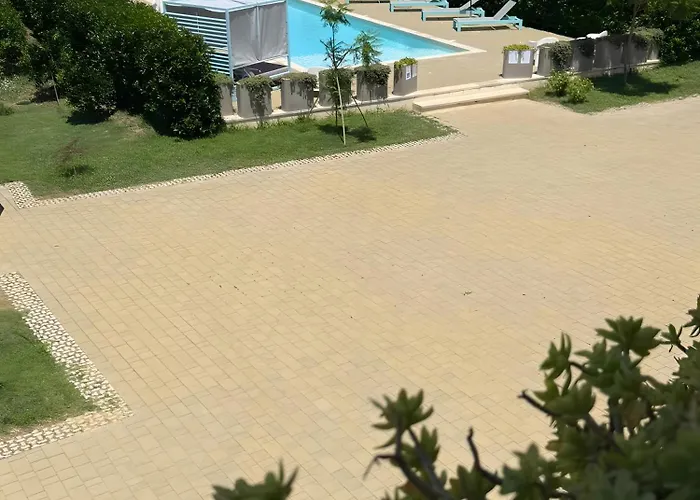 Le Scuderie 10 Apartment